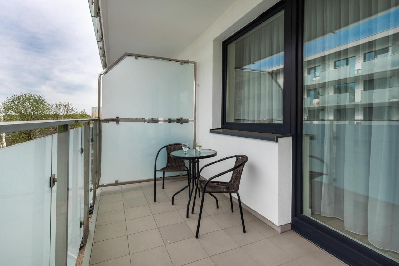 Апартаменты Blizej Morza II Apartament Z Garazem By Renters Колобжег Экстерьер фото